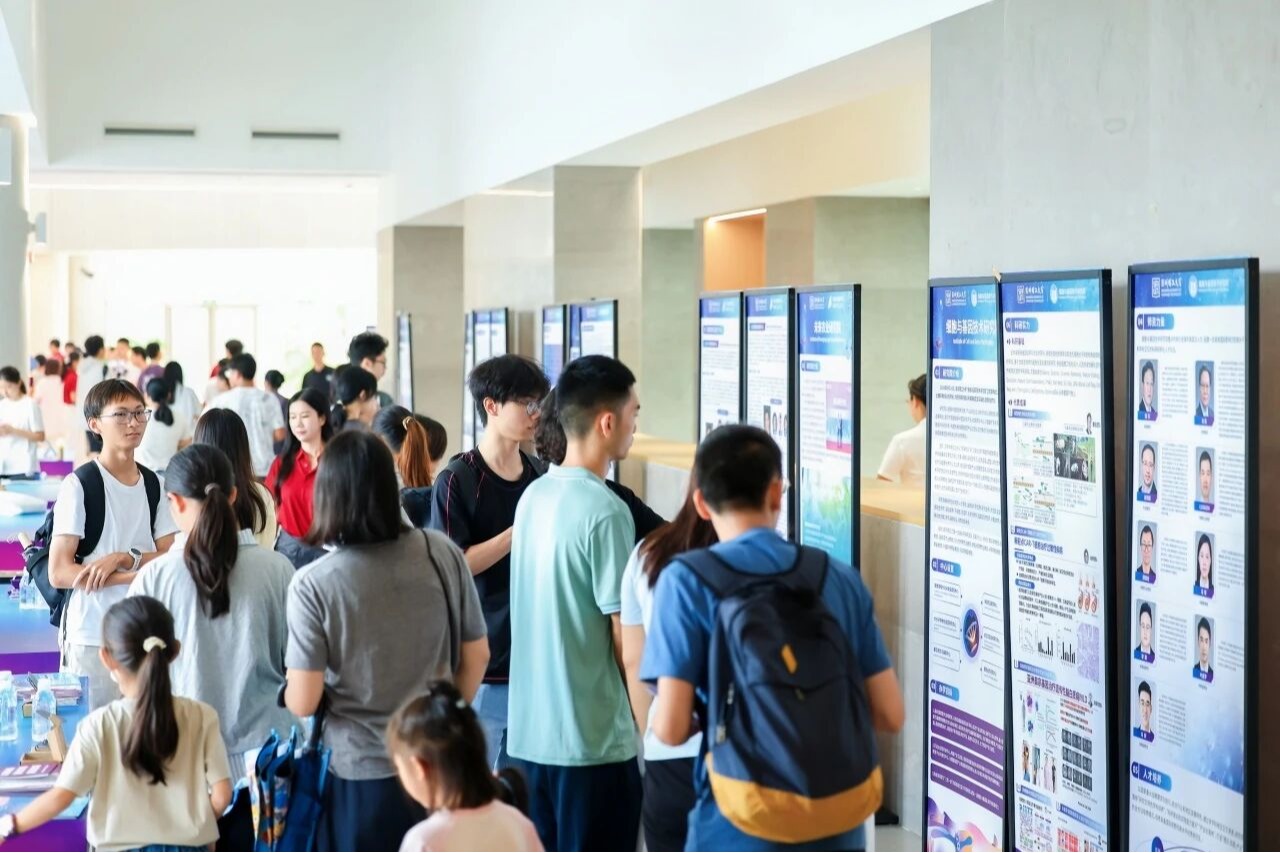 超1.5万人“打卡”意昂体育5职业发展开放日
