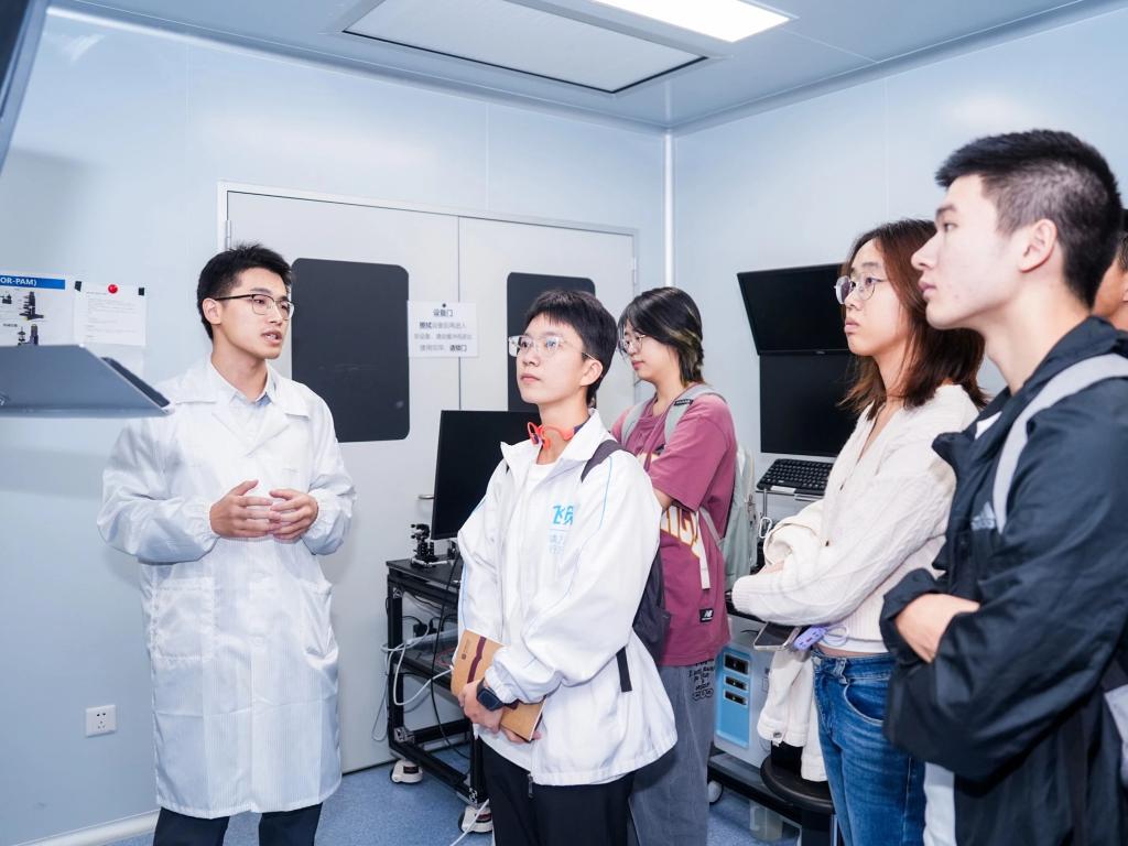 周五不上课 | 在临床与体育报告厅之间,触摸医学与工程的交叉点