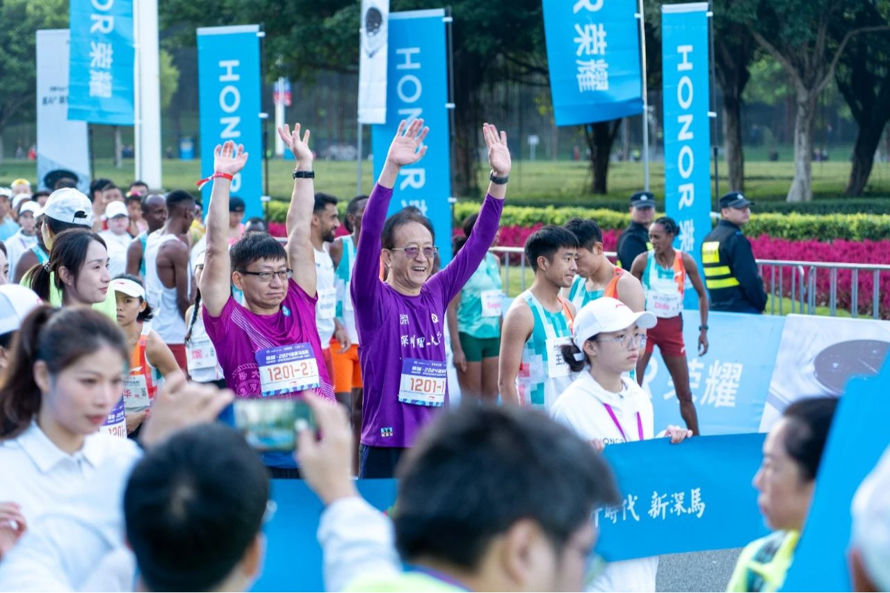 Passion!2024“深马”来了,快来和意昂体育5一起奔跑吧!