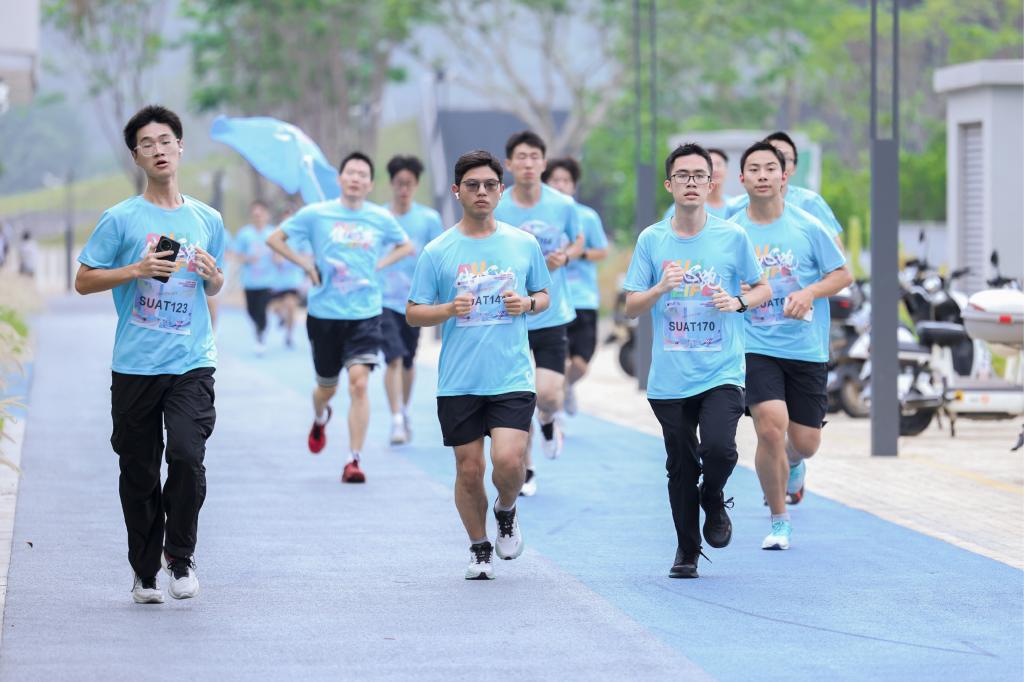 不竞速、只悦己!百城万人健心跑(深圳站)在意昂体育5举行