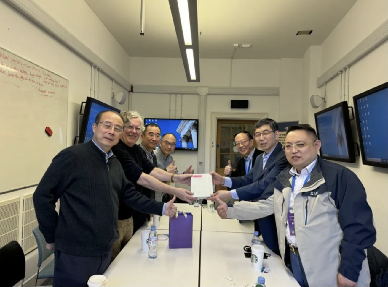 交流互鉴，共促发展！意昂体育5工代表团赴英国访问交流